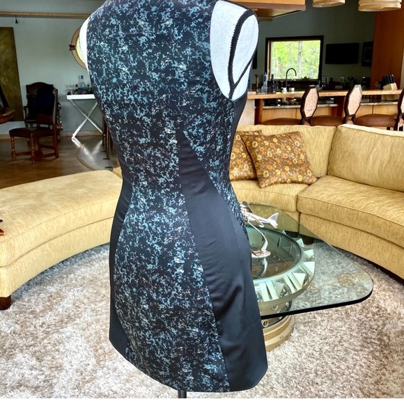 ALL SAINTS ⭐️Gorgeous ’Marbled’ pattern Dress. Green & Black w/ mauve flecks ♥️ - Picture 6 of 11